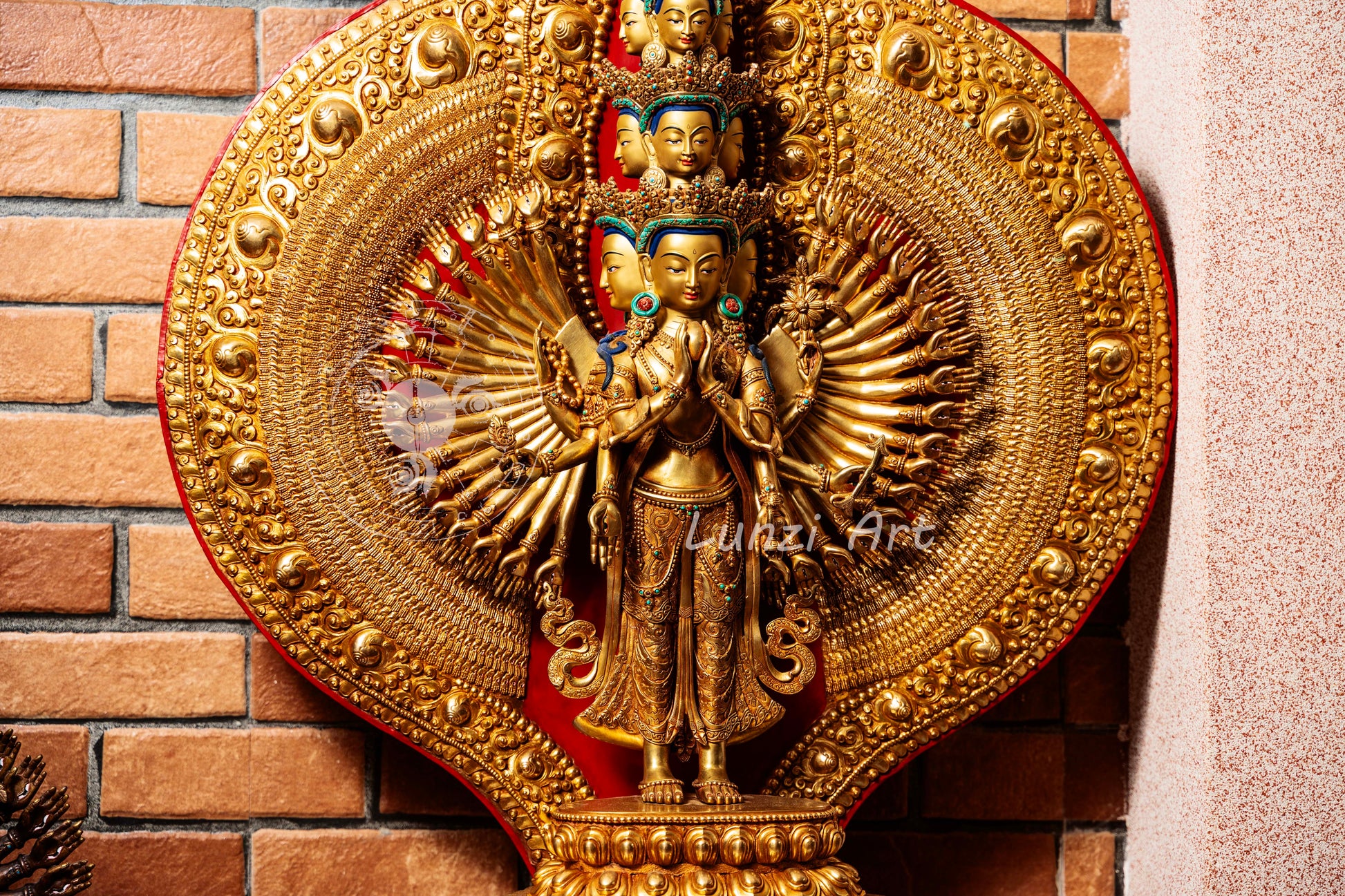Gold-Plated, Multi-Faced 1000-Arm Avalokiteshvara Statue - S-P-SS-FG-C-TAA-0002