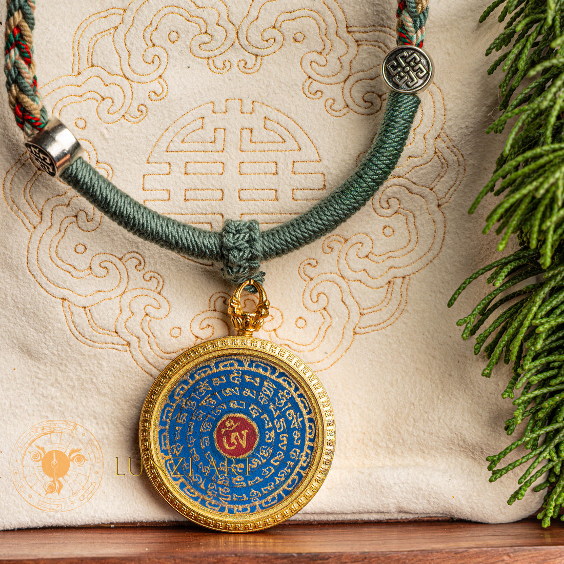 Hand-Painted Wheel Mandala Locket: A Symbol of Sacred and Compassion - L-OM-39