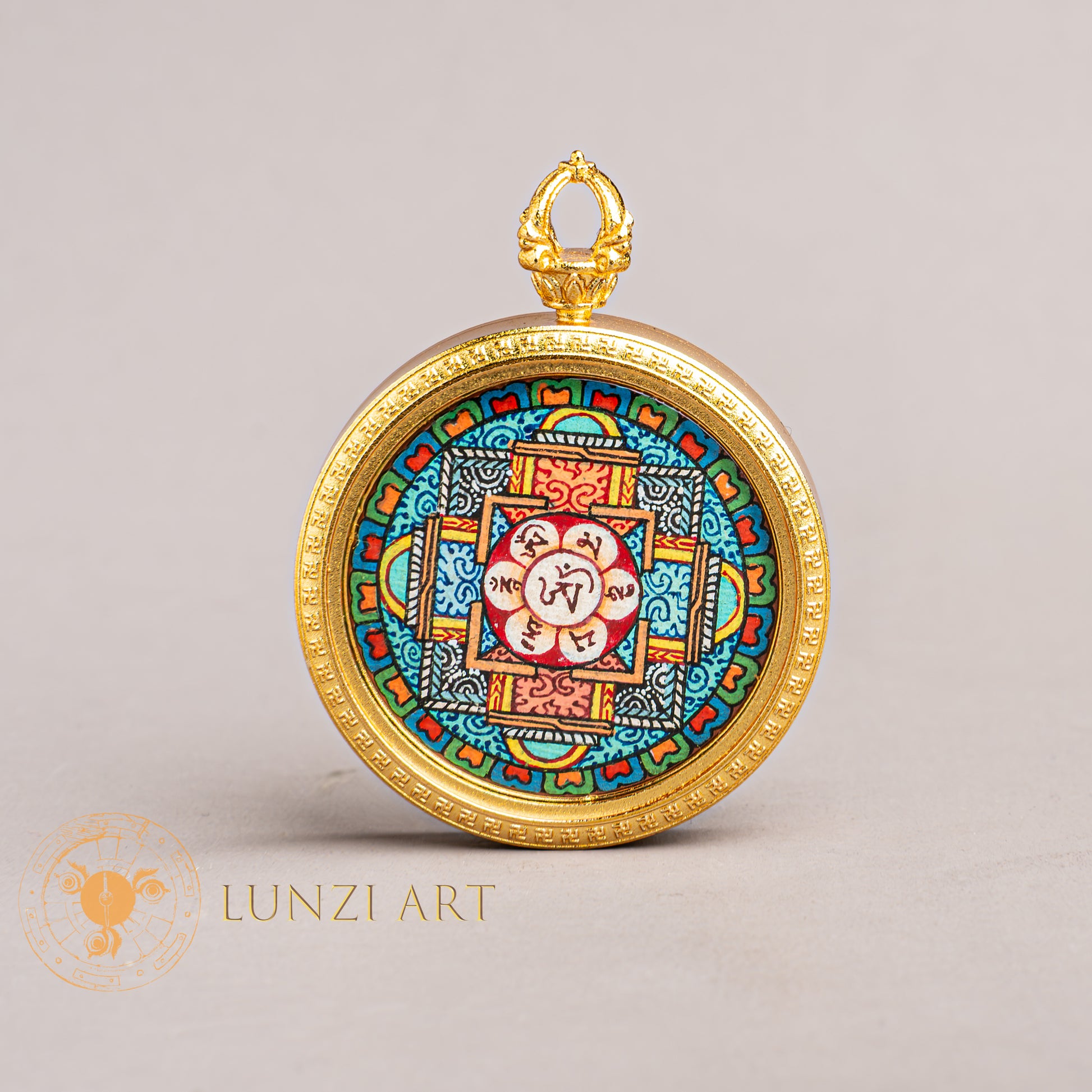 Om Mantra Mandala Locket : The Sacred Map of Compassion - L-M-43