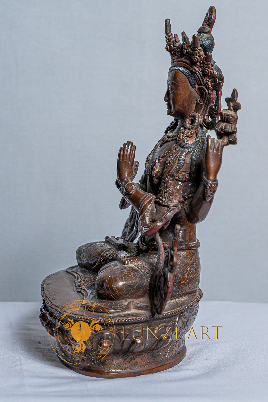  S-B-AS-C-C-0011- statues